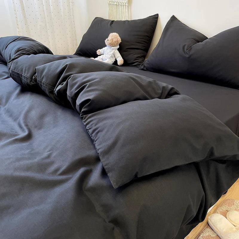 Conjunto de Roupas de Cama Preto: Conjunto de Roupa de Cama Macia em Linho, Capa de Edredom em Algodão Lavado, Fronhas e Lençol. Ideal para a decoração do lar e roupas de cama.